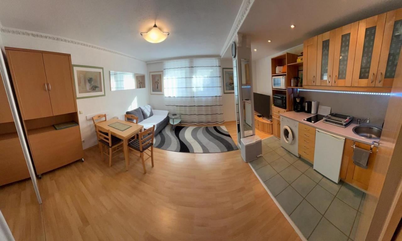 Ruhige Geraeumige Wohnung Pforzheim Bagian luar foto